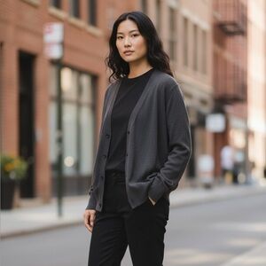 Goldhawk Cardigan Sweater Brown/Gray Thumb Holes